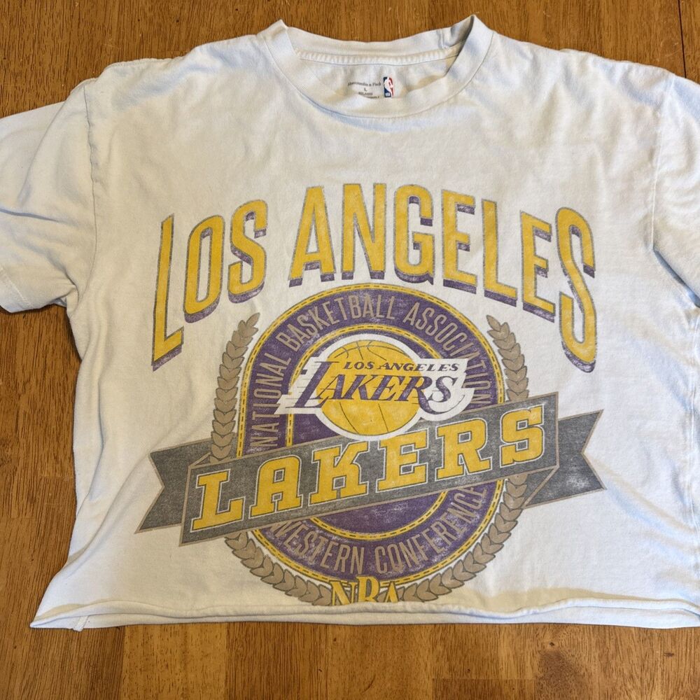 Vintage Los Angeles Lakers Men’s Medium T Shirt cropped